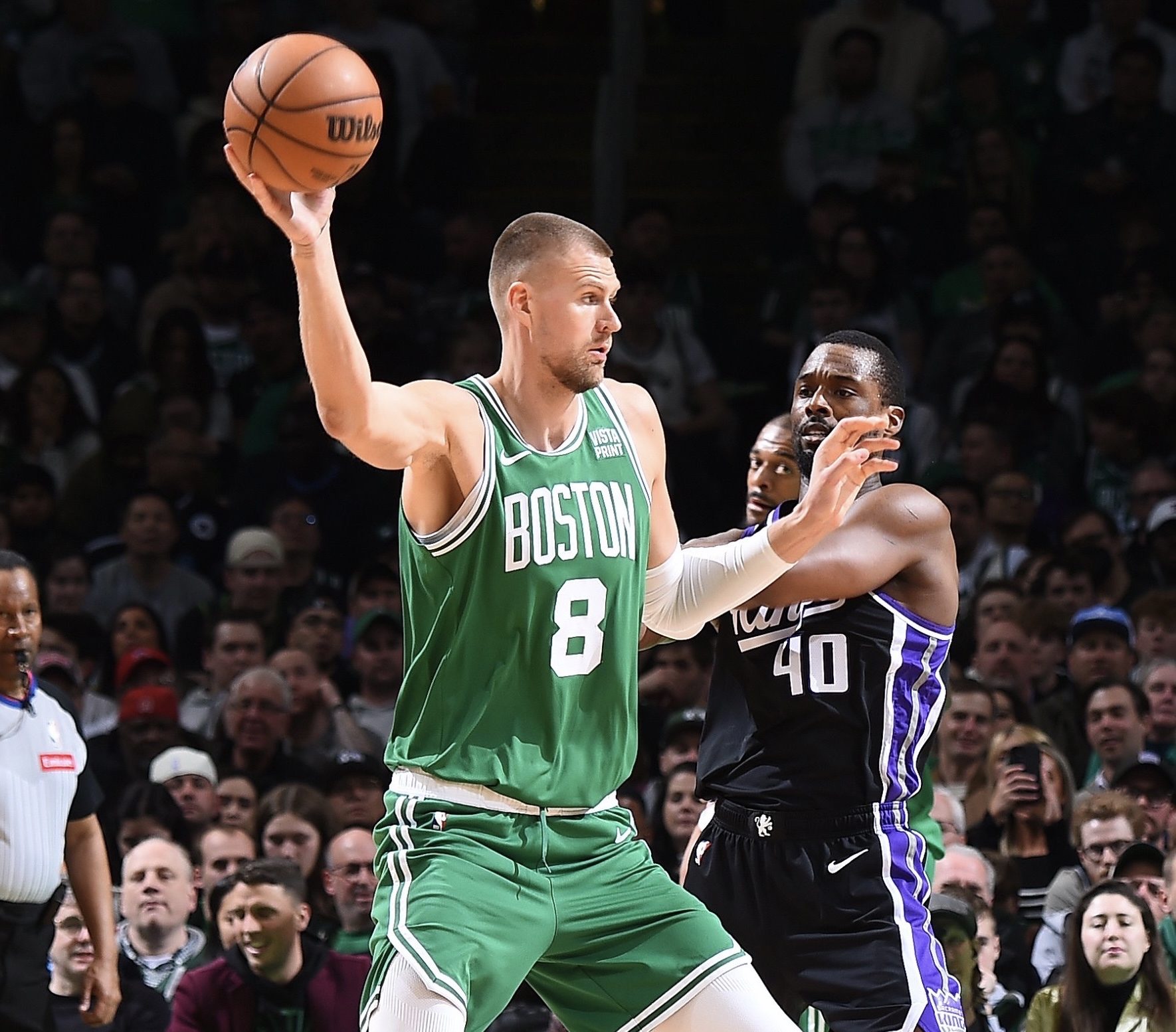 包含凯尔特人新秀表现惊艳，全场观众掌声不断，城市不能品牌情况影响.的词条