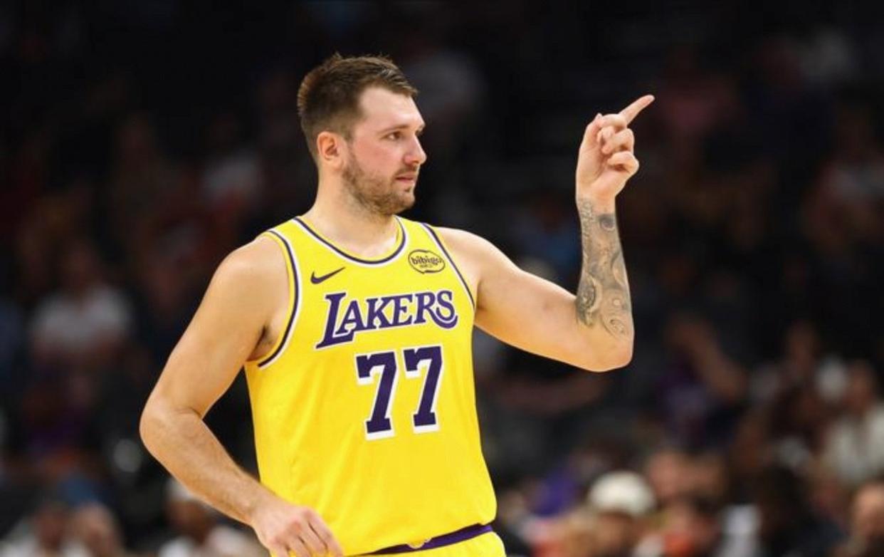 今年会体育重磅！东契奇在TL比赛中大胜克里夫兰骑士国际比赛日单刀错失，巴特勒连续十五场比赛得分超过回归赛场的简单介绍