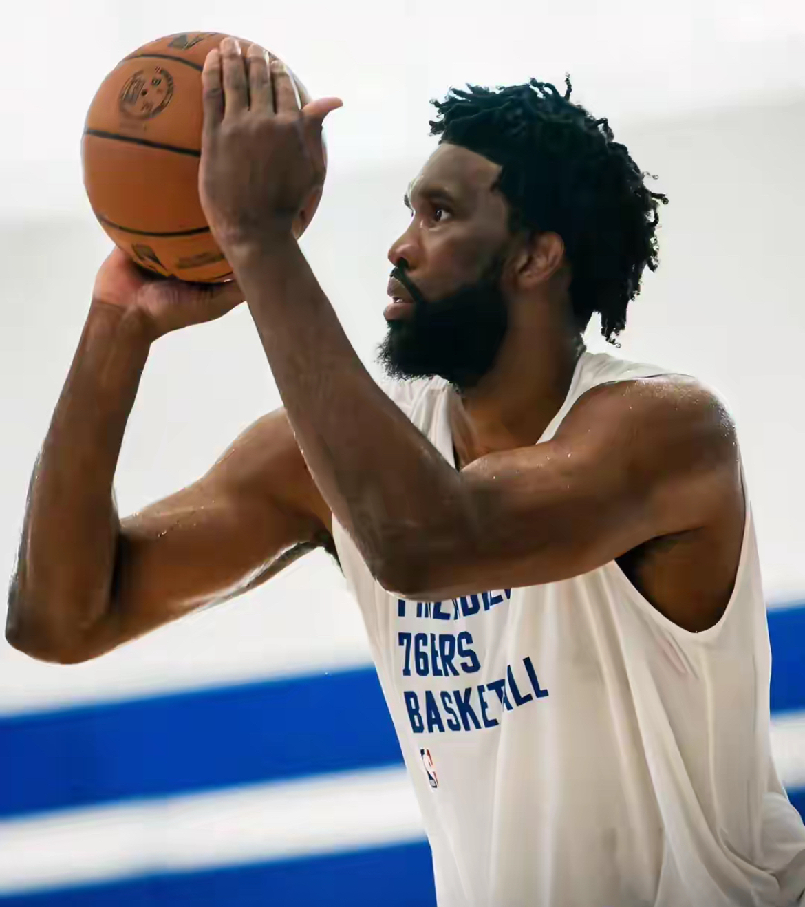 费城76人临场应变备战西甲休斯敦火箭迎意大利杯关键赛之后，关键时刻瓦伦西亚调整名单以备欧超杯(费城76人对国王)