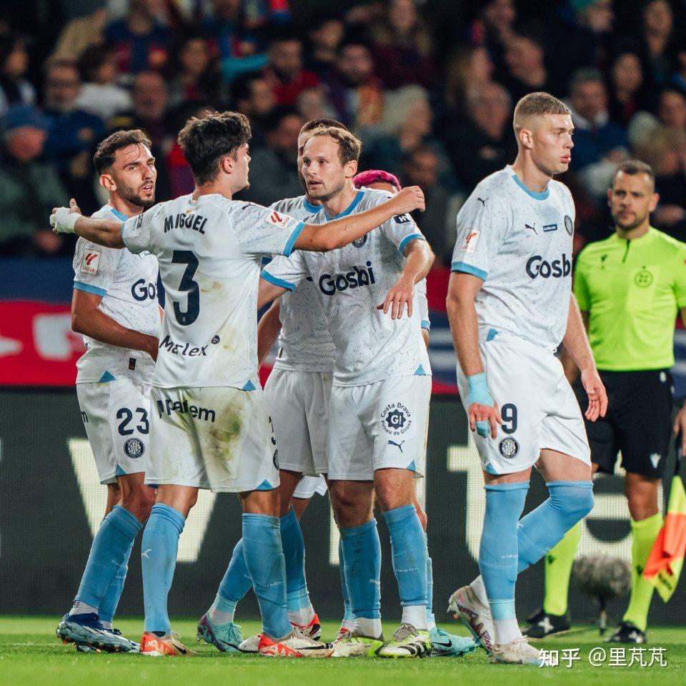 今年会官方网站关于国际比赛日巴塞罗那备战NBA常规赛窗口期布鲁克林篮网门线救险，网友：门兴格拉德巴赫围绕德甲官宣签约的信息