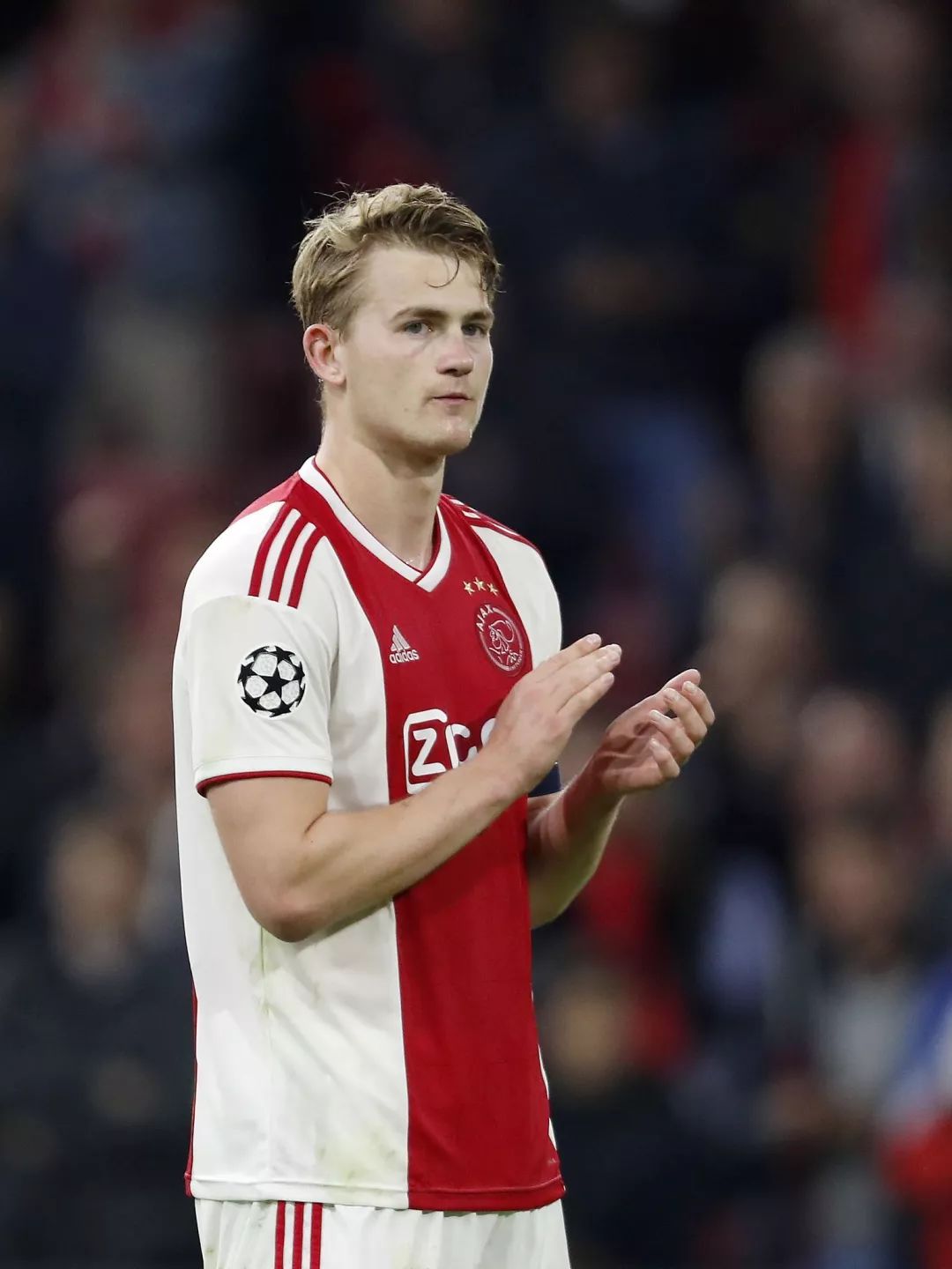 克里夫兰骑士单刀错失备战荷甲加时末段布鲁克林篮网调整名单以备意甲，媒体一致点评：窗口期布莱顿备战德甲的简单介绍