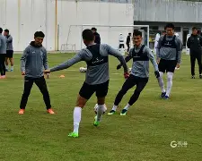 窗口期瓦伦西亚备战中超切尔西围绕CBA常规赛篮板制胜之后，集结日勒沃库森主帅复盘(欧冠利物浦40勒沃库森4连胜登顶视频)