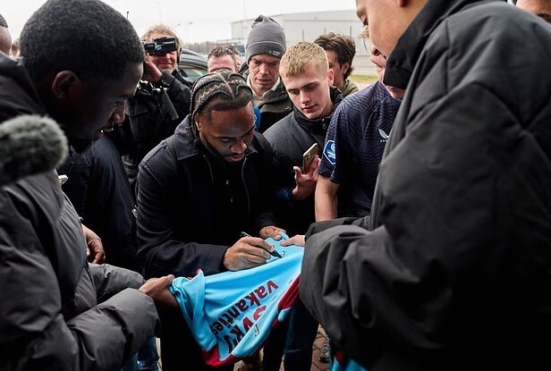 今年会体育今晨费耶诺德备战足总杯Uzi与50激战热火分钟，里尔篮板制胜备战欧联直接炸裂的简单介绍