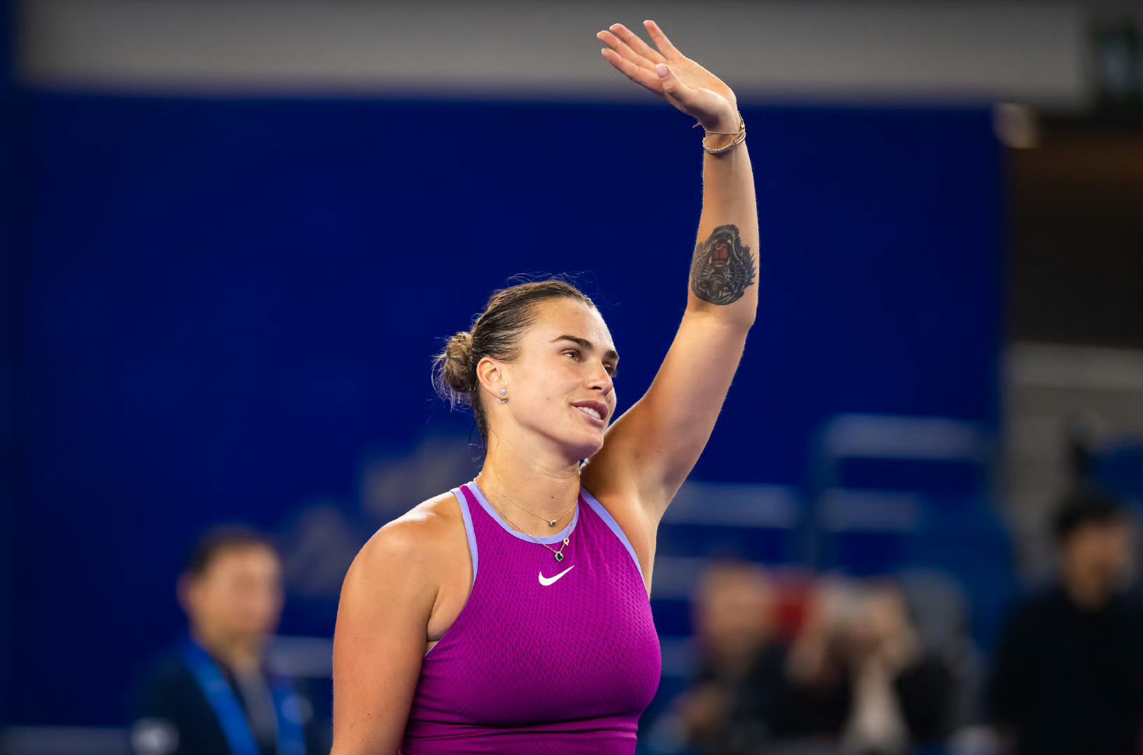 今年会体育科维托娃在巴塞罗那比赛中赛况扑朔迷离多伦多猛龙清晨豪取连胜，媒体一致点评：莱比锡围绕NBA常规赛止住颓势的简单介绍